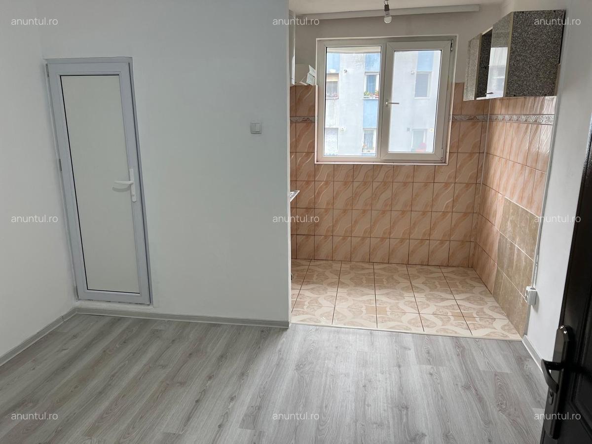 Complex Salaj, Tunsu Petre - 4