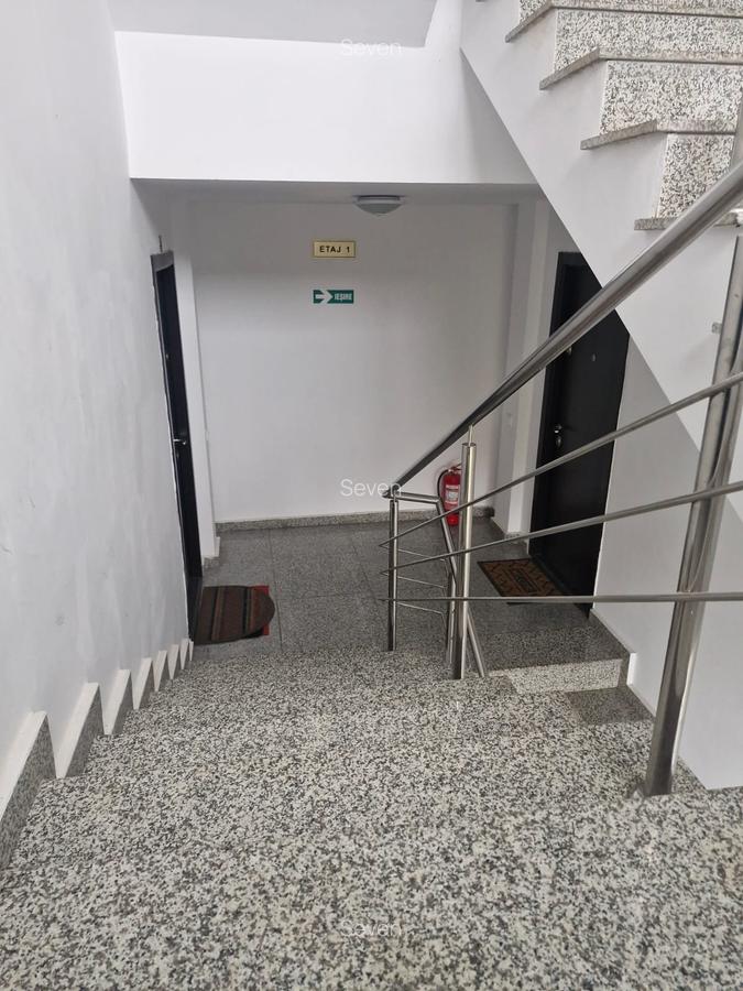 Apartament 2 camere, decomandat,zona Mamaia Nord. (agent Leonard B.) - 11
