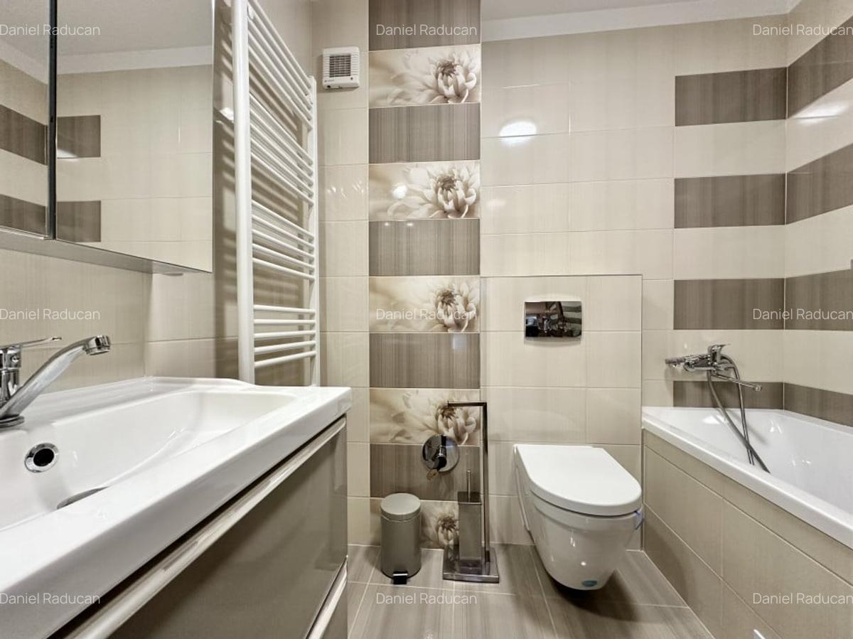 Inchiriere Apartament 3 camere, 2 bai, 74 mp, Scala Center, garaj - 13