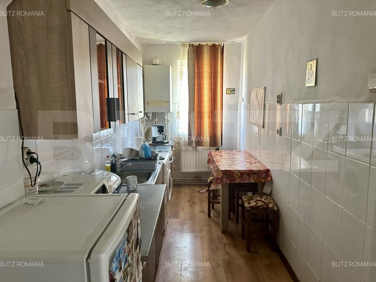 Apartament 3 camere de vanzare - Zona Kogalniceanu, Sebes - Etaj 4 - 4
