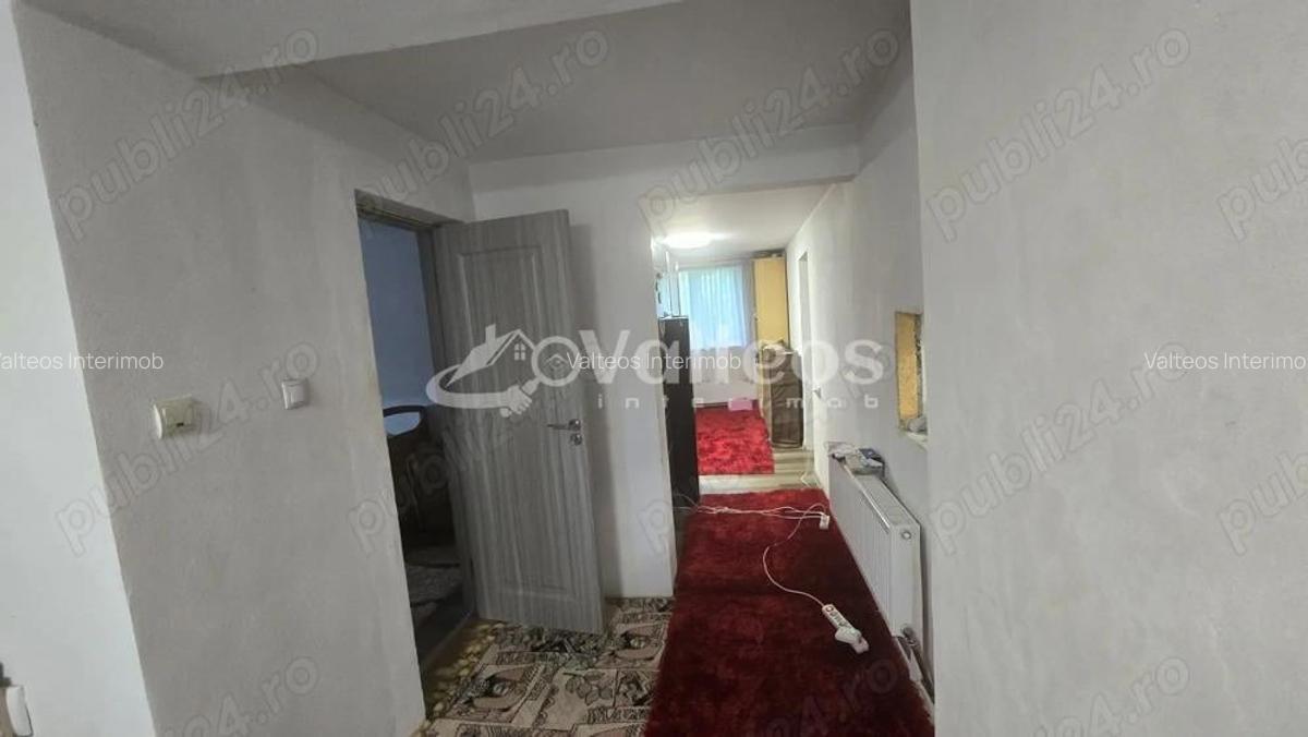Resita, de vanzare casa, doua corpuri, teren 5800 mp, - 5 Resita, de vanzare casa, doua corpuri, teren 5800 mp, - 5