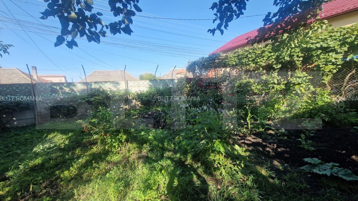 Casa 70 mp, 3 camere , bucatarie,  baie , teren 1270 mp, Prejmer - 3