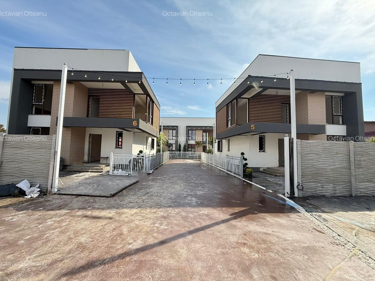 Complex de vile | 5 camere + 3 bai | Finisaje la alegere | Curte amenajata - 10