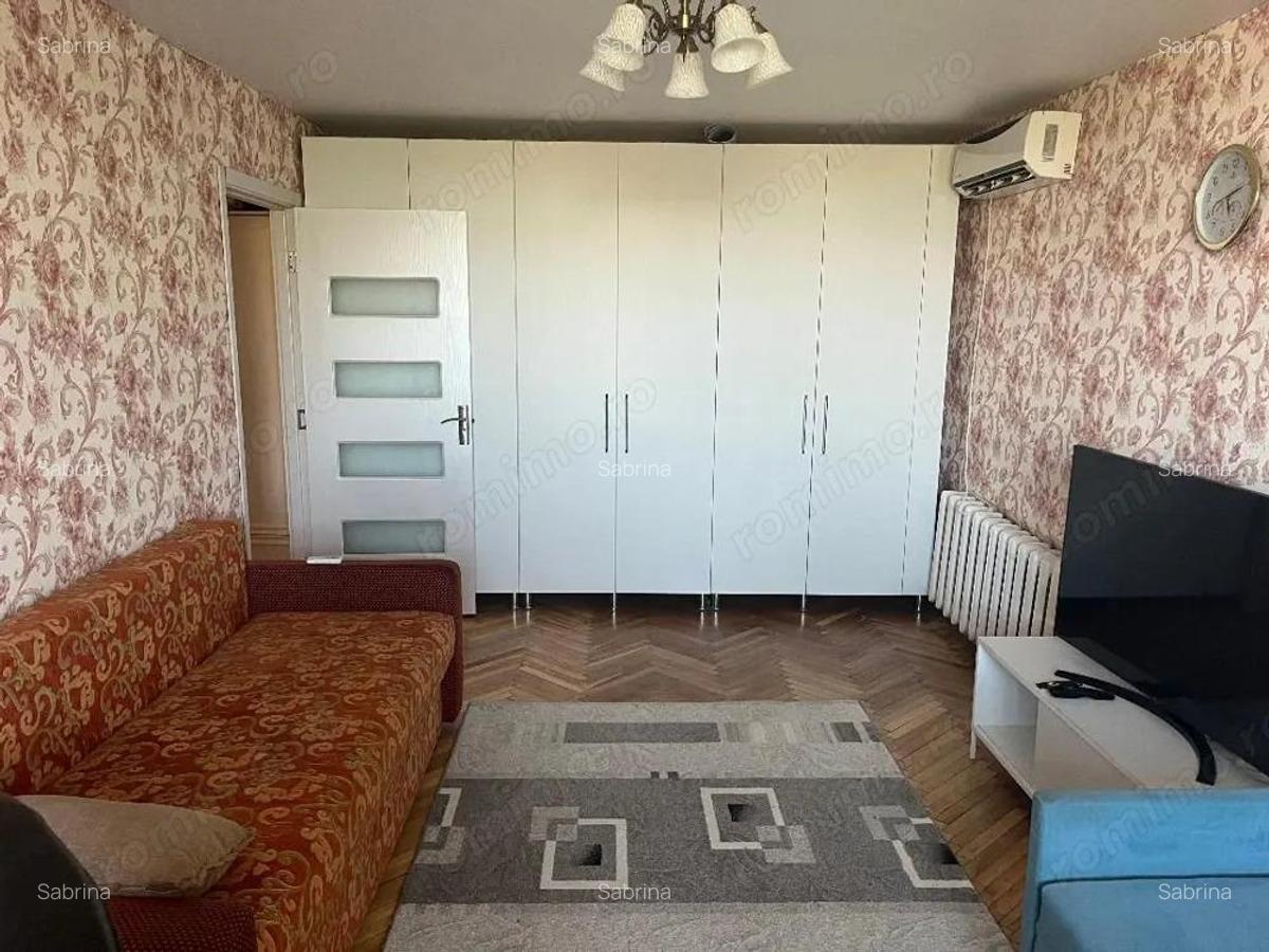 Apartament de vanzare Aparatorii Patrei - 2