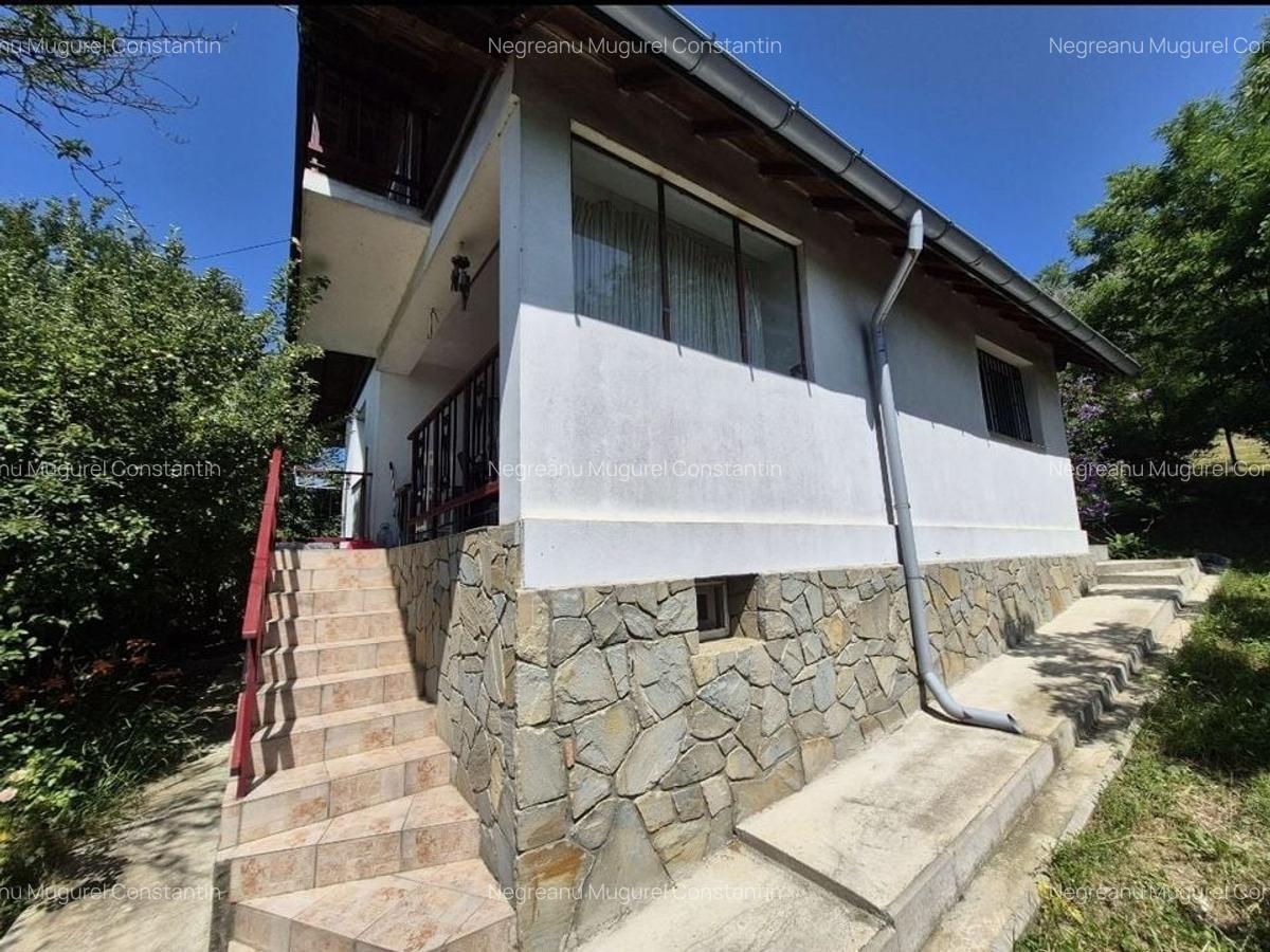 Casa Subsol+Parter +Mansarda 185 mp si teren intravilan 1670mp-Prahova - 23