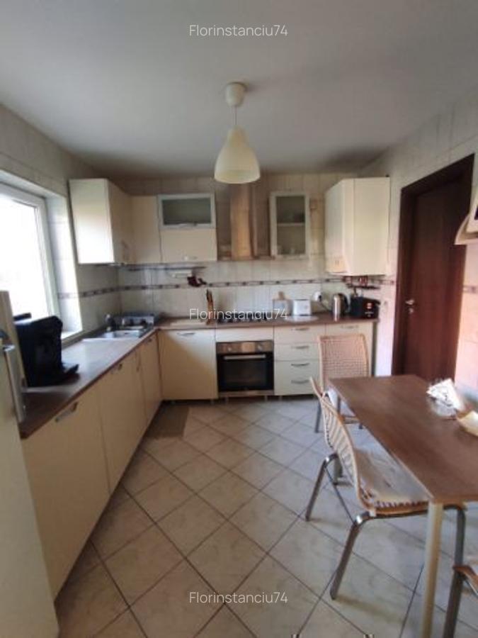 Casa Domnesti, str Putul Olteni, 5 camere, 160 mp utili - 10