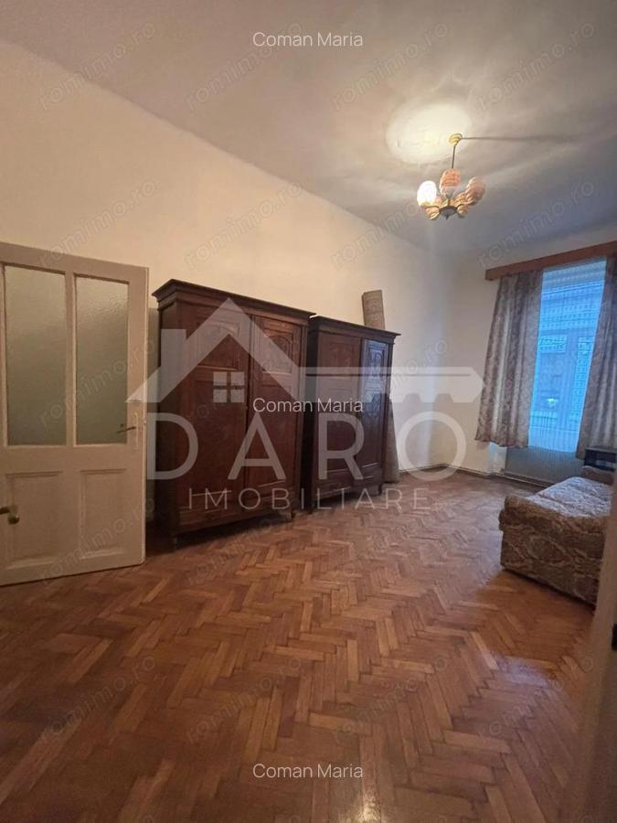 Casa primitoare, aproape de centru Str. Spitalul Vechi - 7