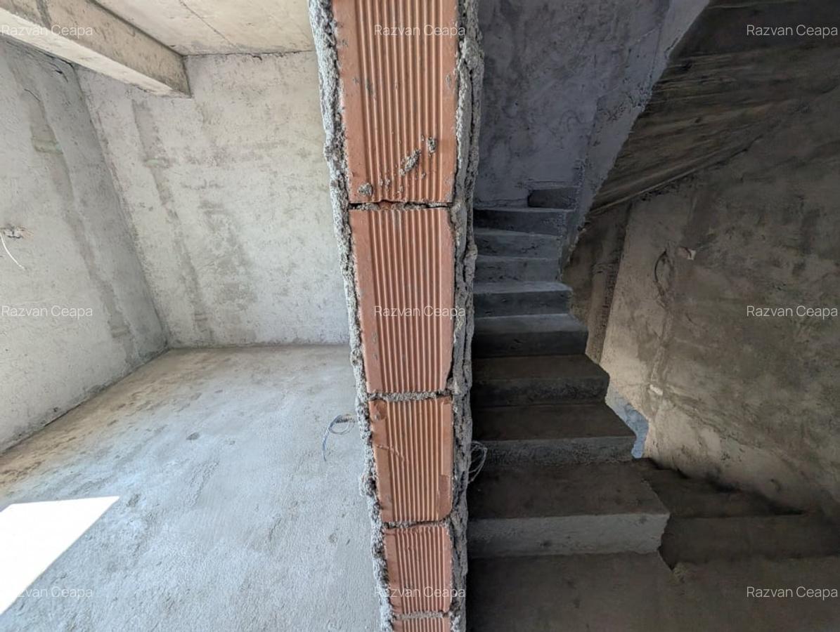 Triplex 4 camere | 0 comision | Otopeni Odai - Drumul Viilor - 24