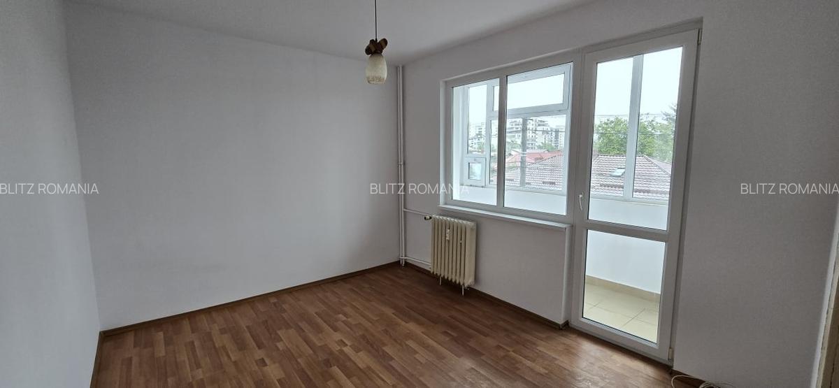 Apartament 3 camere, 61 mp, zona Cina Nord - 4