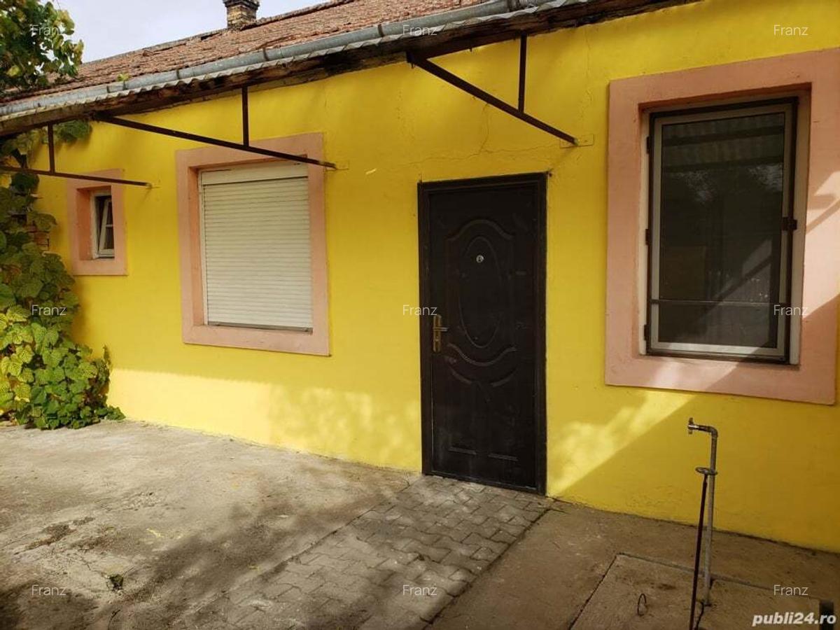 VAND casa renovata, luminoasa cu tavan inalt ,utila pentru orice destinatie,in Jimbolia. - 9