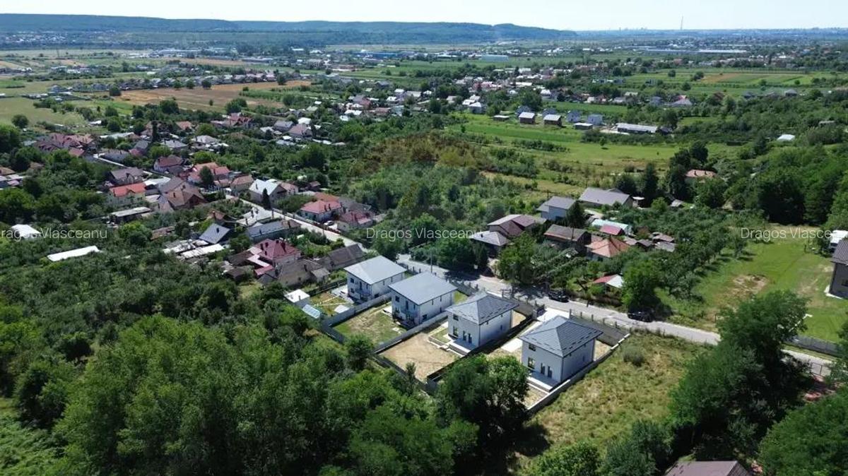 Casa de vanzare la 12 minute de Pite?ti inconjurata de natura - 13