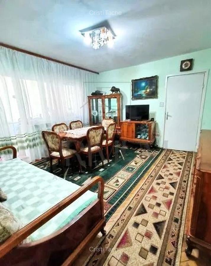 GIROCULUI - ETAJ 2 - CENTRALA PROPRIE - 3 CAMERE - DEBARA - 6