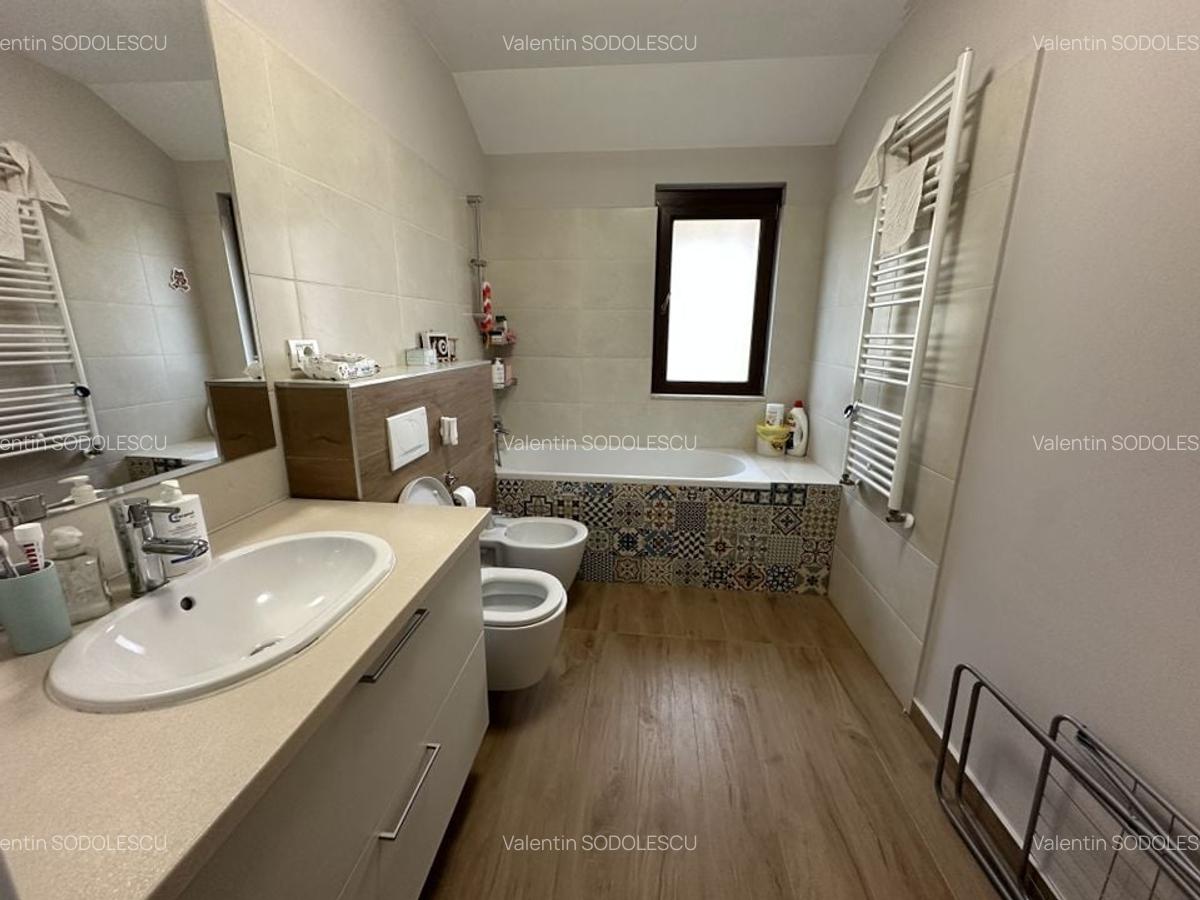 Duplex cu 5 camere de vanzare  în zona Aradului - 29