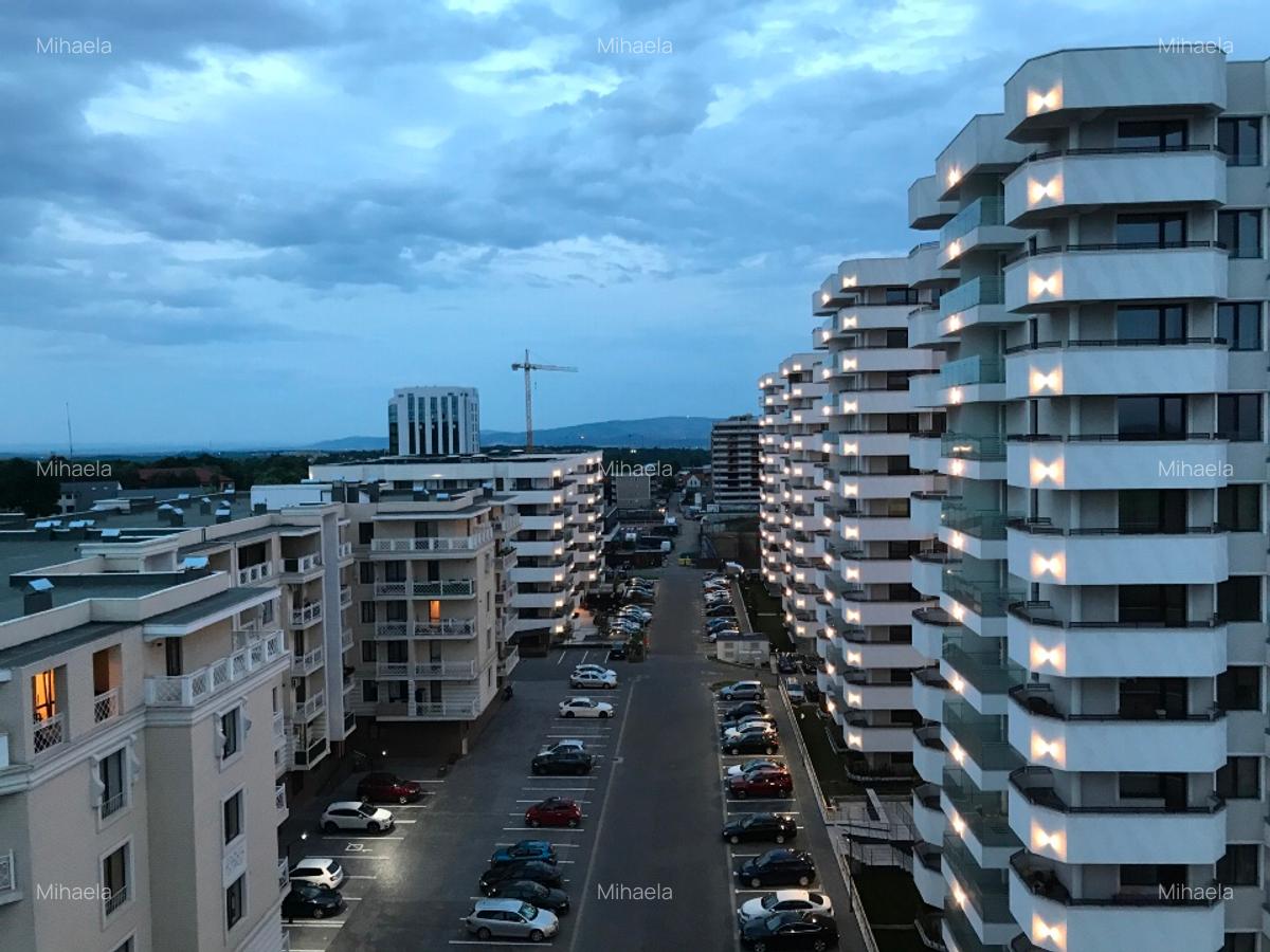 Proprietar, Vând apartament cu 2 camere lg Royal Town, Copou - 1