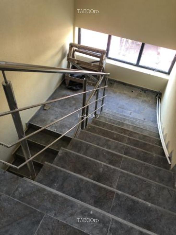 2 camere de vanzare la etajul 1 - Apartament decomandat cu p - 4