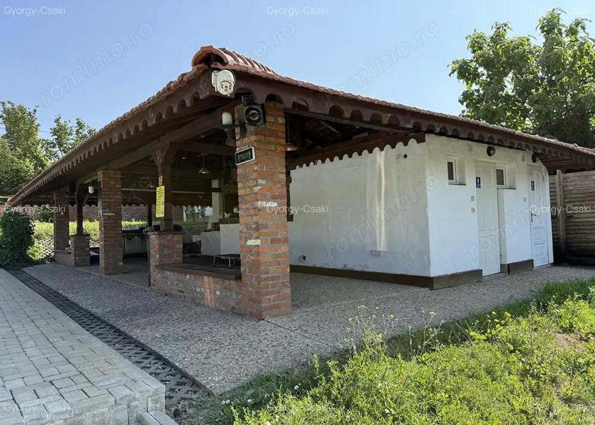 Casa cu piscina Pensiune Restaurant - Pe malul lacului din Paleu - IMOBIHOR - 9