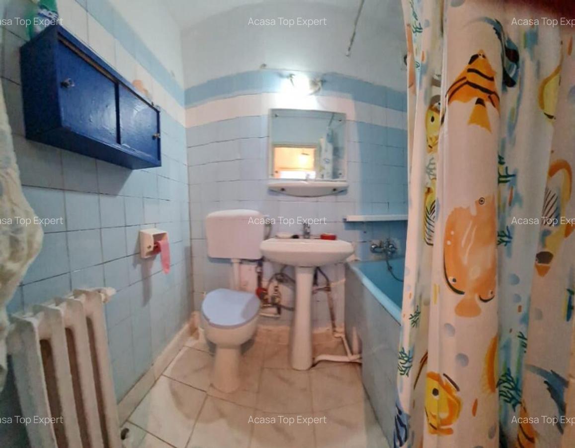 3 camere,CLASIC, metrou Pacii,zona Apusului, str Apele Vii, semistral - 3