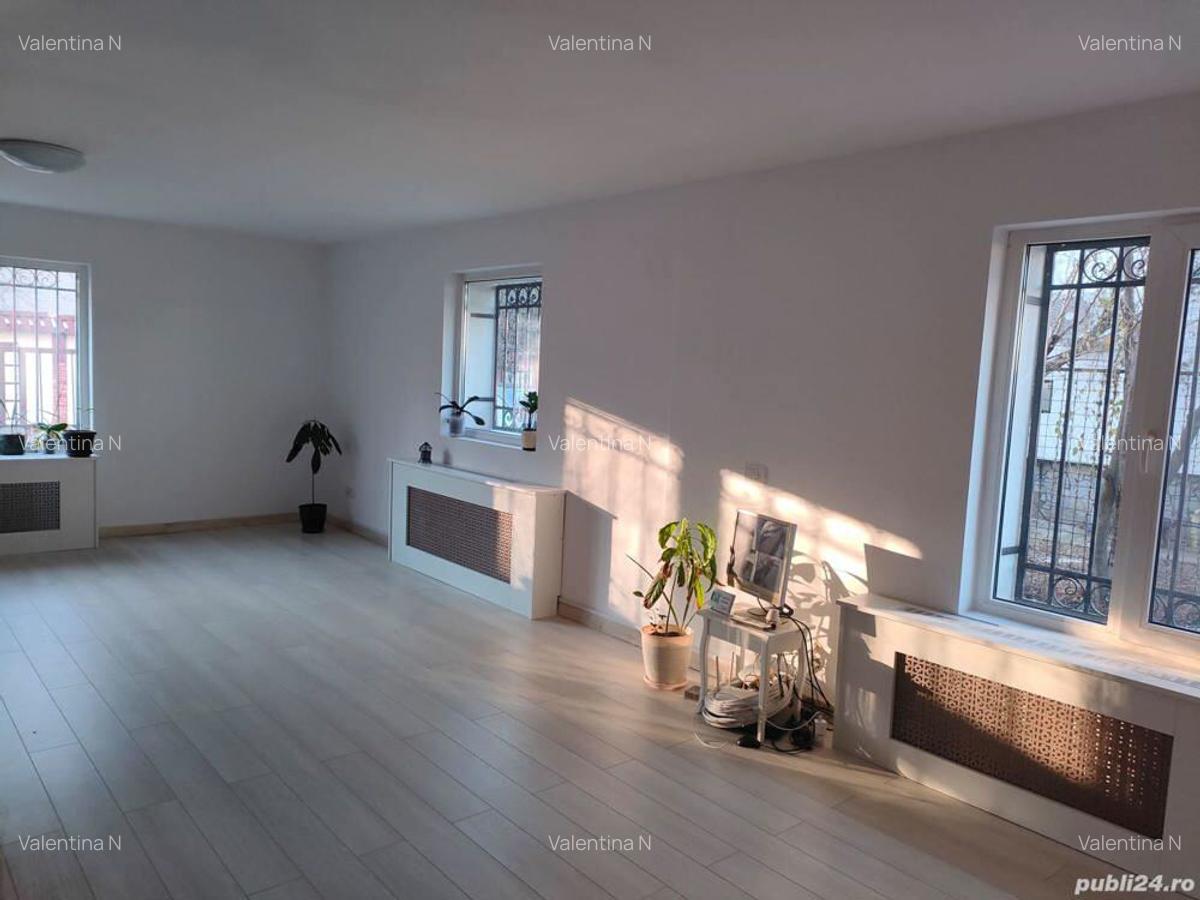 Casa Padurea Baneasa, luminoasa, rezistenta, beci, put propriu, parcare 3 masini - 1