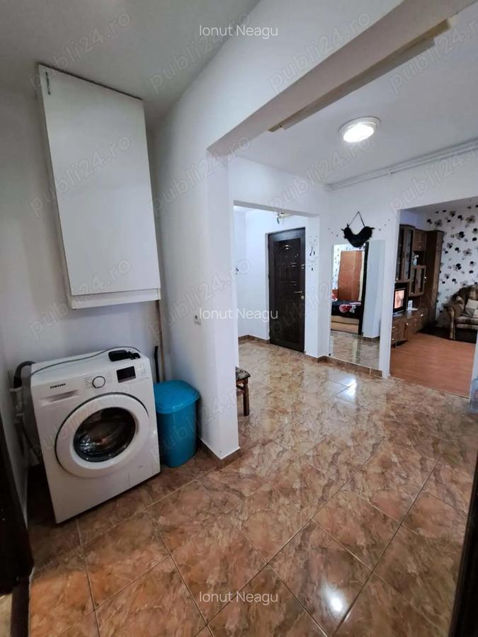 Apartament de inchiriat Ciresica Mega Image - 1