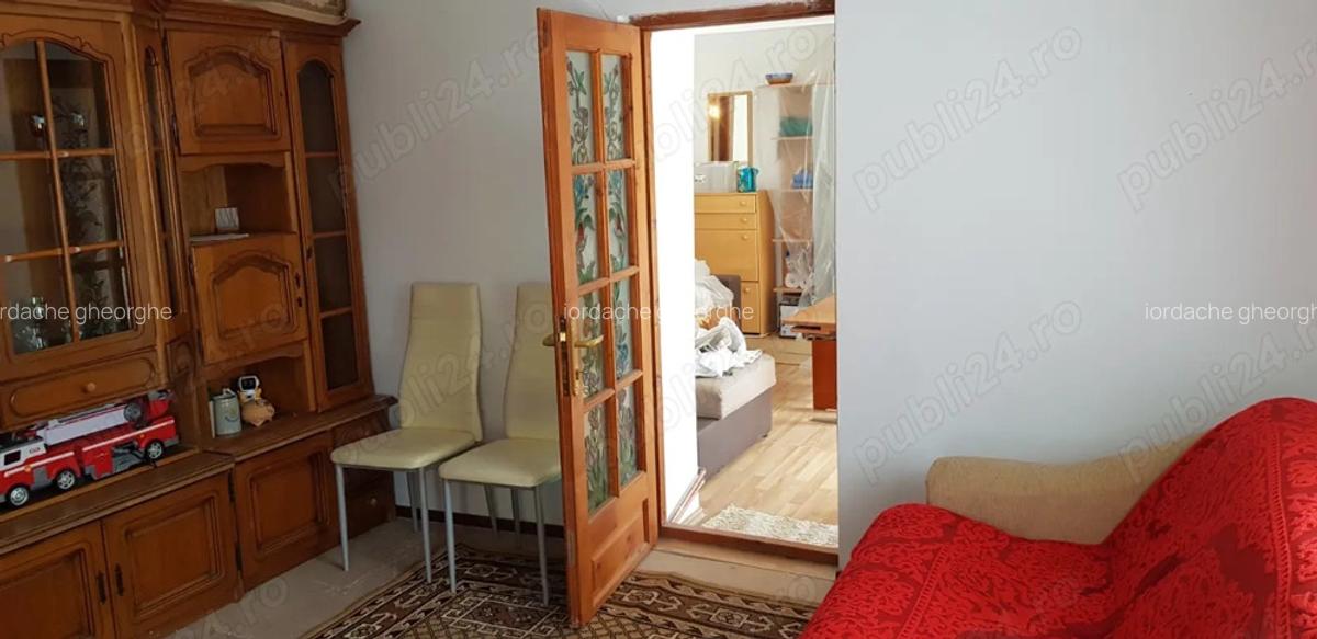 PROPRIETAR, vand casa cu 3 camere in Recas - 5