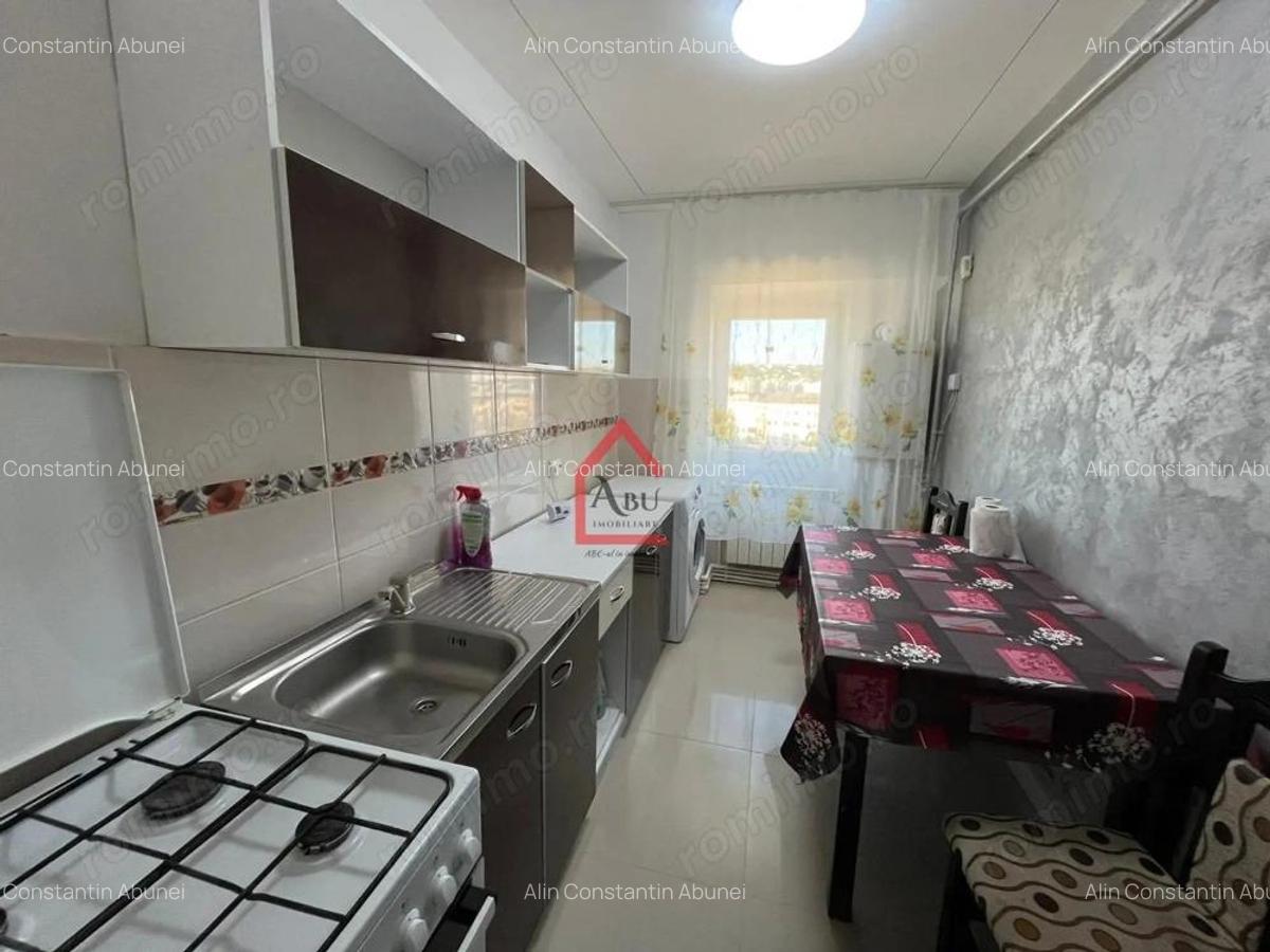 Apartament cu 3 camere, Decomandat, Dacia - 5