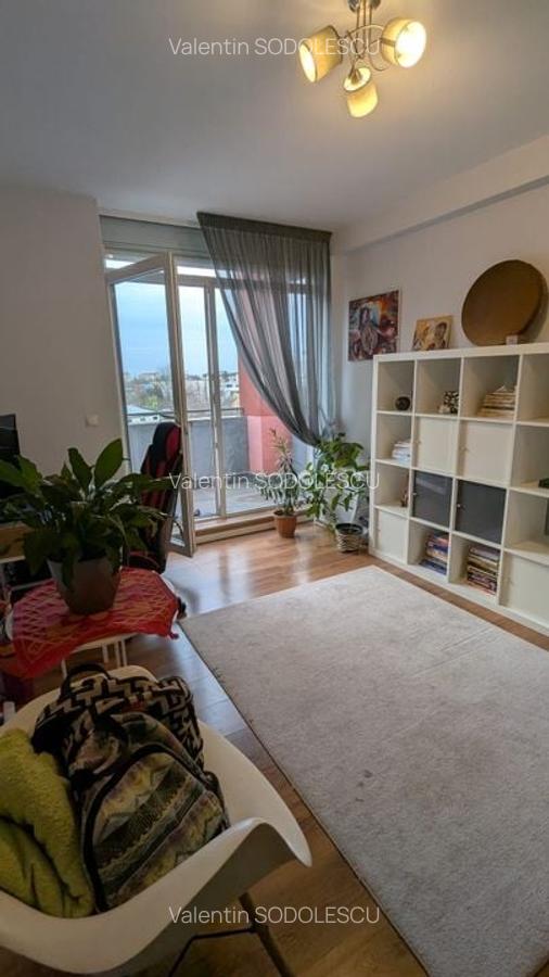 Apartament spatios 100 mp cu lift si 50 mp de terase - 36