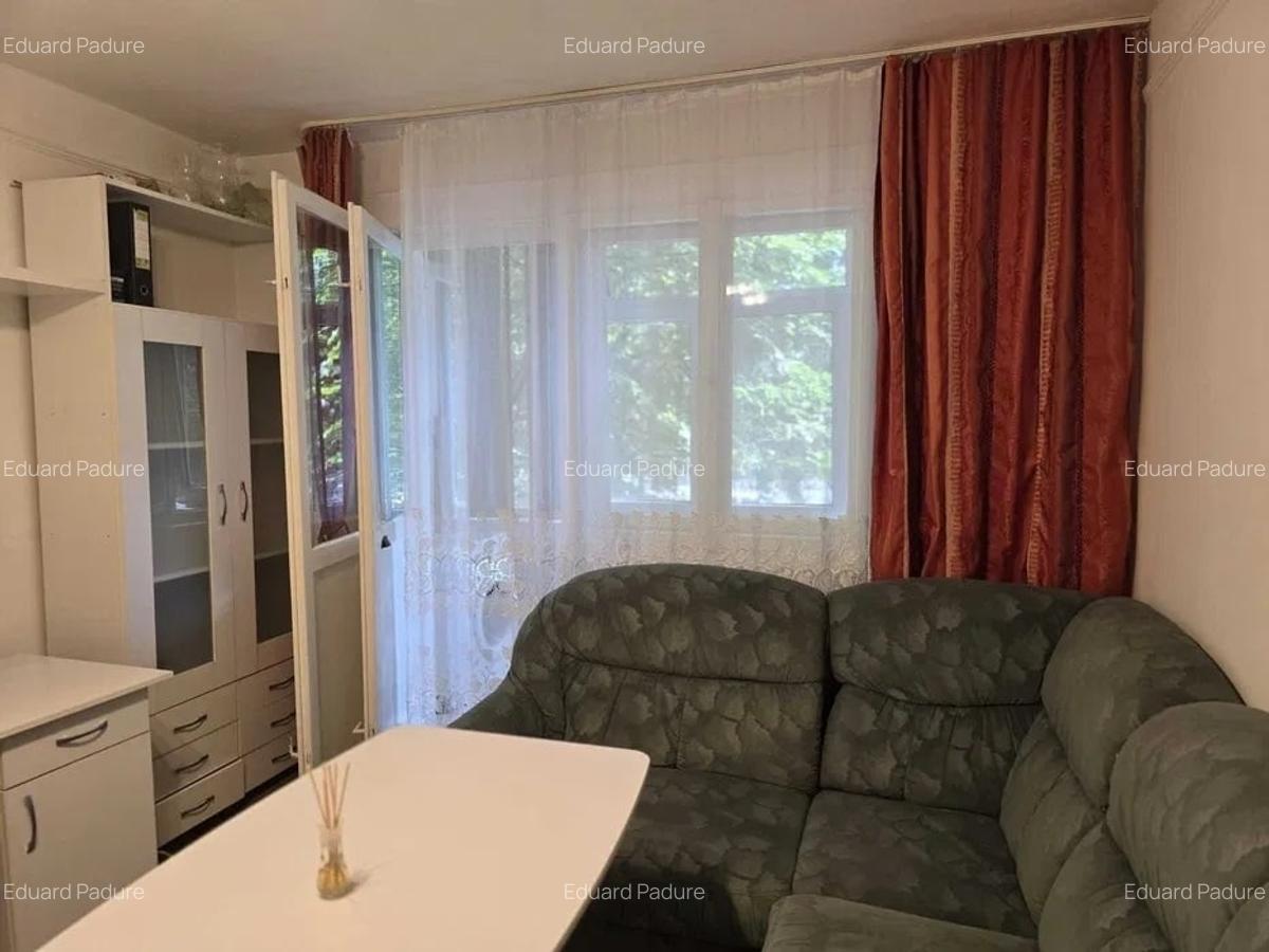 Apartament cu 2 camere decomandat în Semicentral - 1