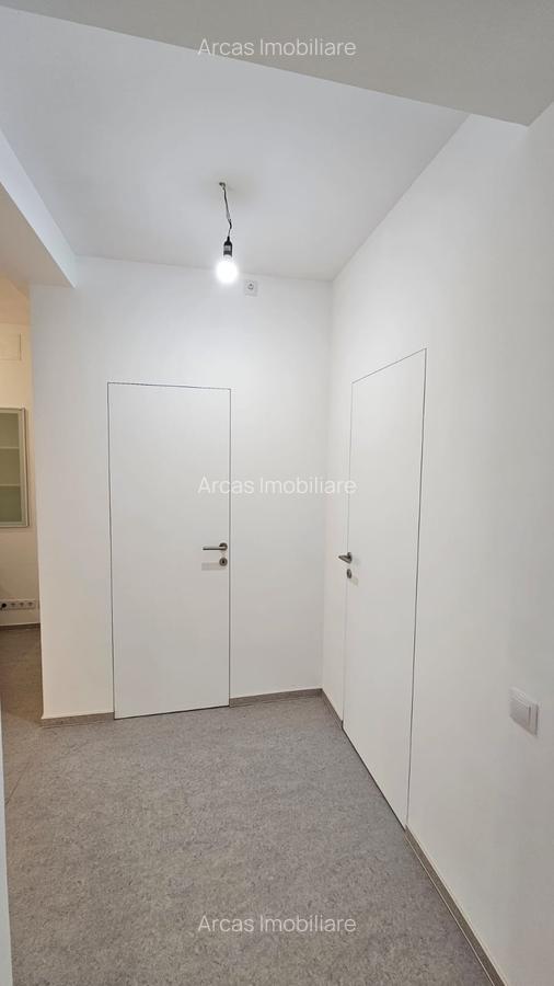 Spațiu comercial, 180 mp în Central - 24