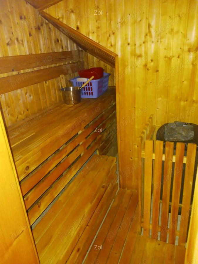 Casa frumoasa, ideala pentru 2 familii, zona linistita, localitatea Zizin, direct de la proprietar - 2