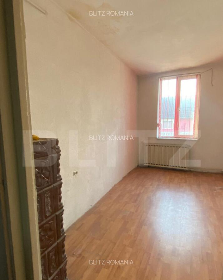 Casa cu pozi?ionare foarte buna, teren 1152 mp, suprafa? - 8