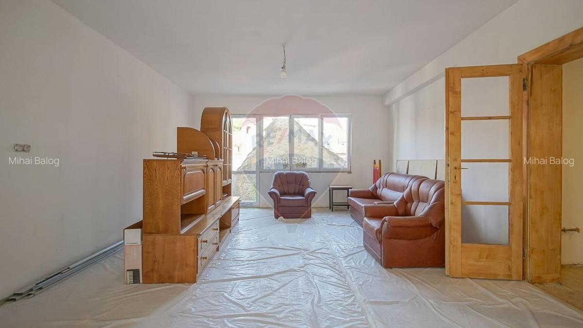Apartament cu 3 camere de vanzare in zona Brasovul Vechi - 4