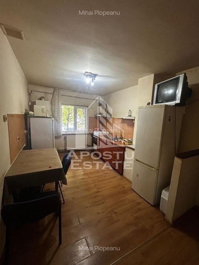 Apartament 4 camere, centrala proprie, parter, petfriendly, Aradului - 2