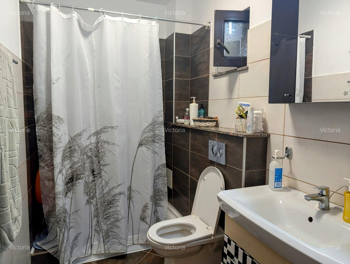 S+P+E+M,zona curata,la 5min de metrou Aparatorii Patriei si Spiru Haret,lux - 16