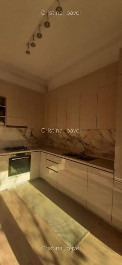 Inchiriere casa indivuala Mediterana, zona Romana! - 2