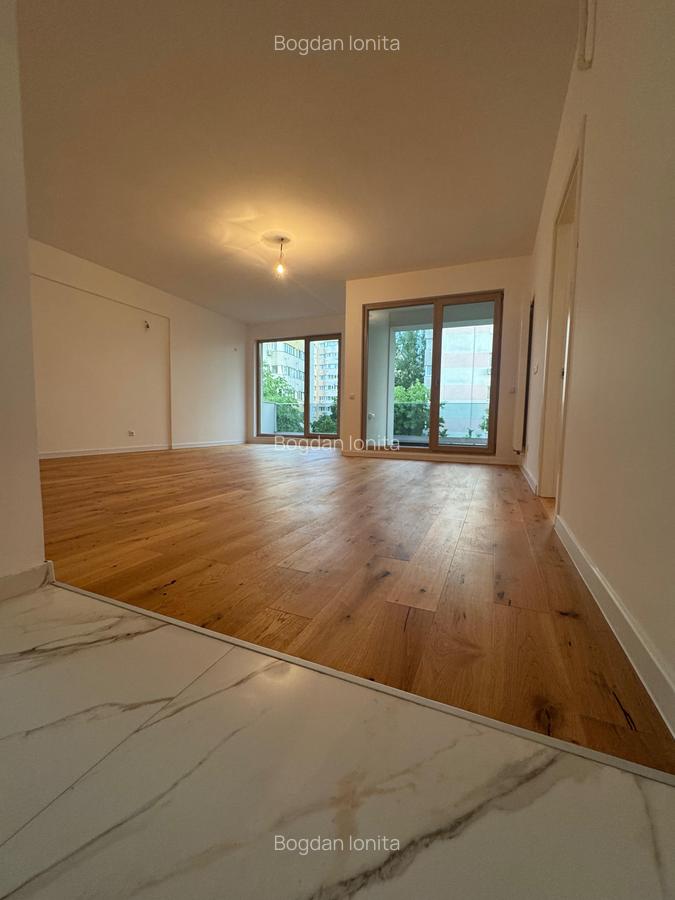 Penthouse cu 4 camere decomandat în Iancului - 21