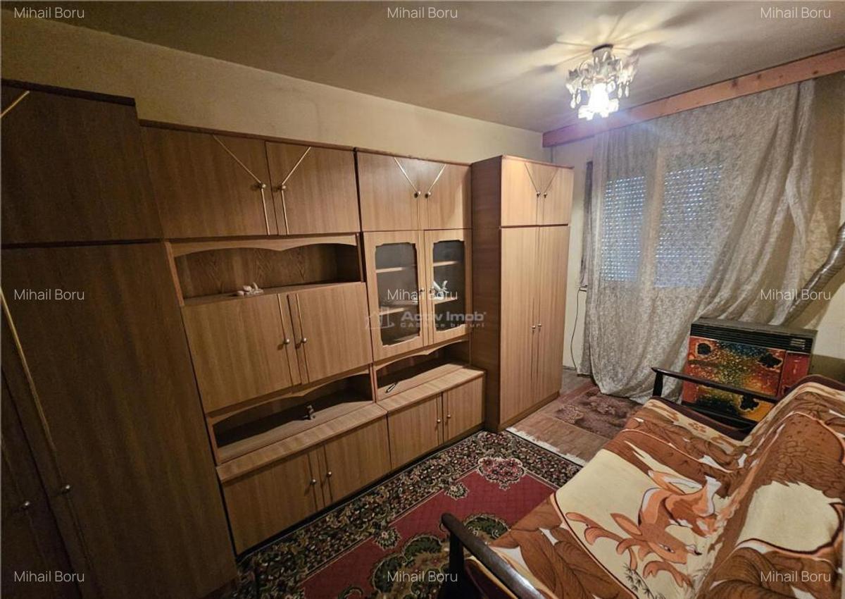 Resita, Garsoniera, Mobilata Utilata, Calea Caransebesului - 15