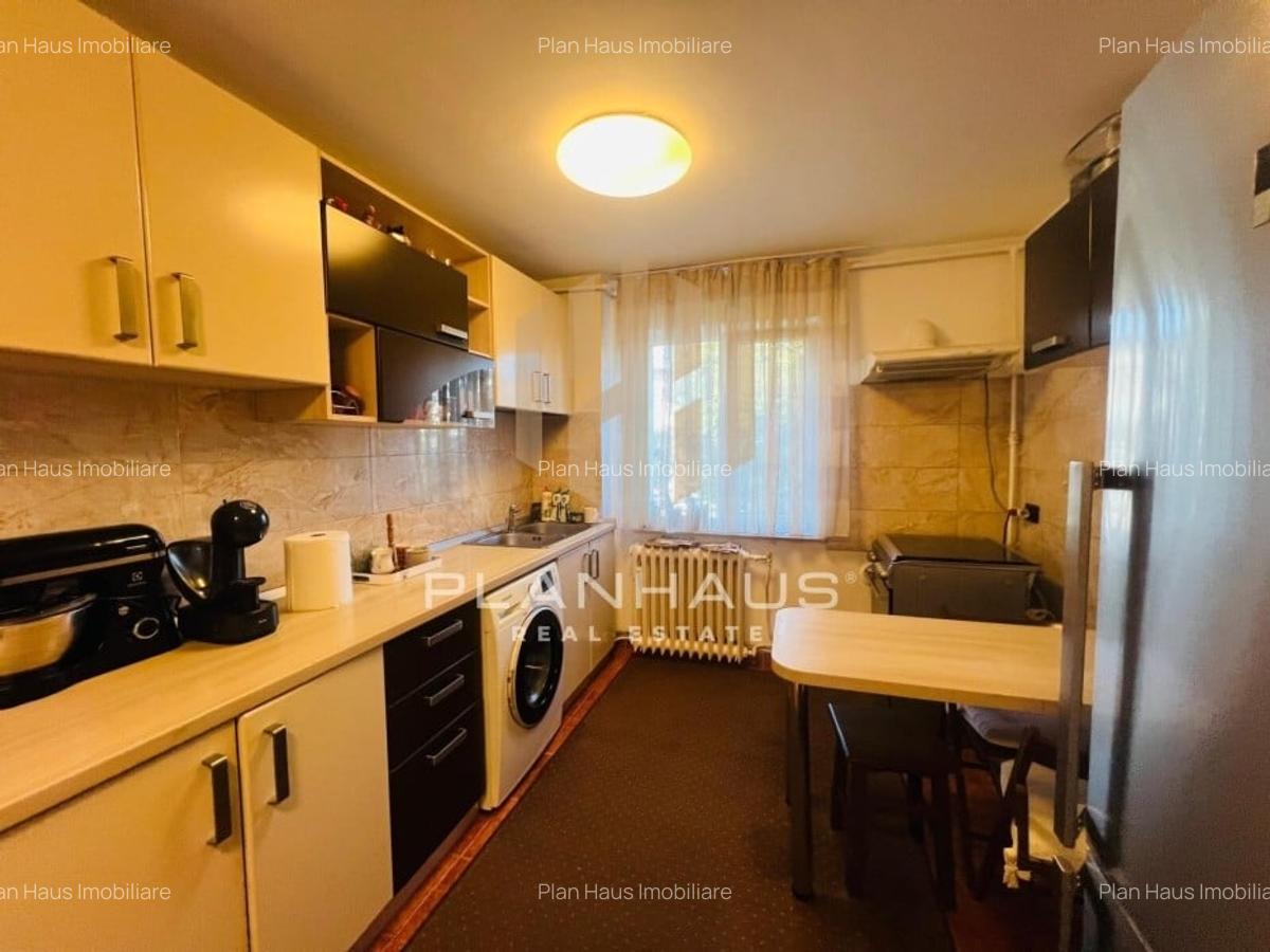 Apartament 2 camere cu balcon ,etaj 3 -cartier Săsar ,zona Pizza Albina - 10