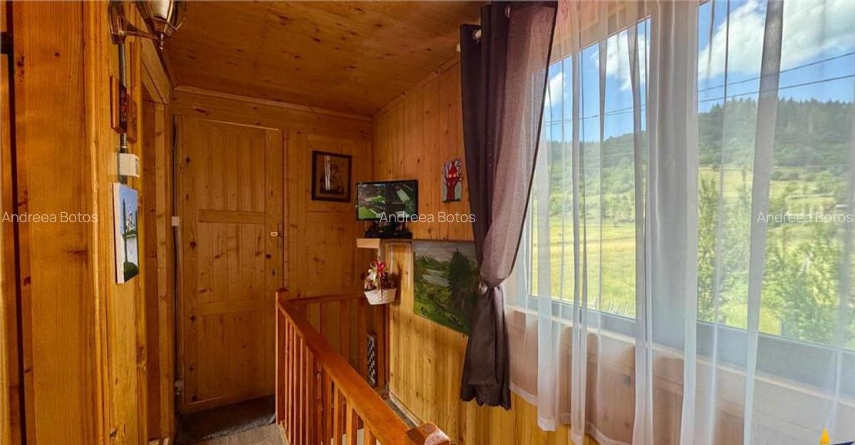 FILM3D!Cocheta casuta, mobilata, accesorizata, garaj, gradin - 4