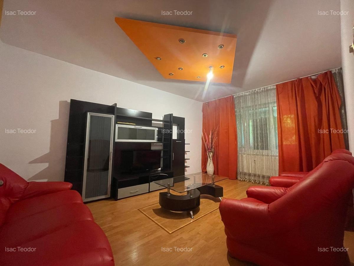 Apartament 3 camere decomandat, Aparatorii Patriei - Piata Berceni - 1