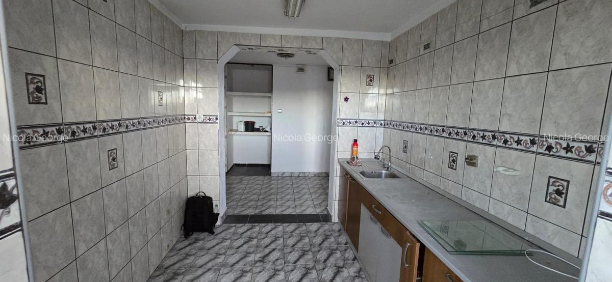 Apartament cu 3 camere semidecomandat în Fizicienilor - 8