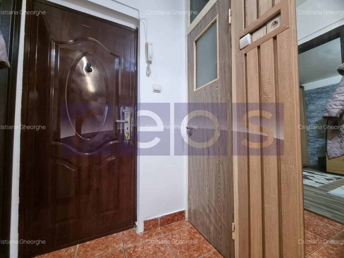 VANZARE - GARSONIERA -DECOMANDATA - VITAN - 11