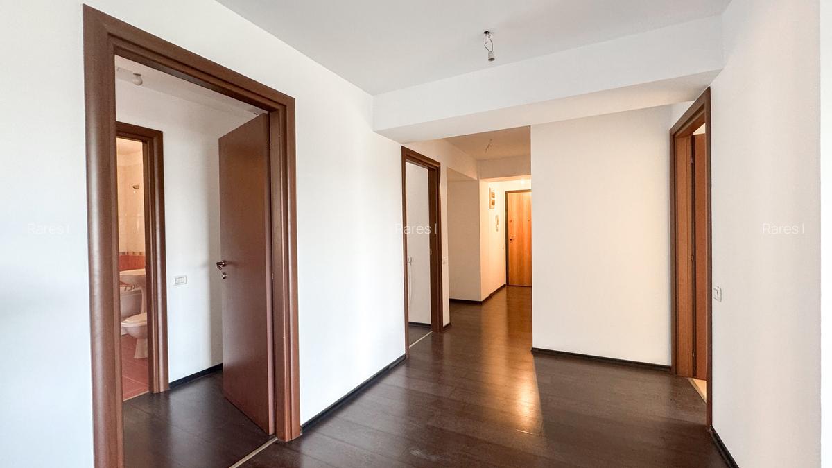 Apartament cu 3 camere decomandat în Vitan - 1