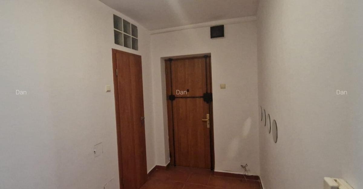 Apartament 3 Cam '92,2Bai,CT, Renovat Lizeanu Lacul Tei Maica Domnului - 3