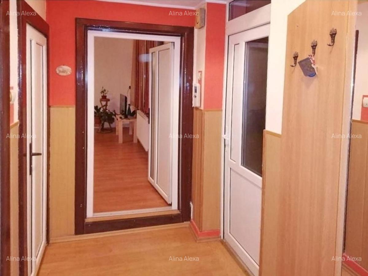 Apartament cu 4 camere semidecomandat, mobilat în Brașovul Vechi - 8