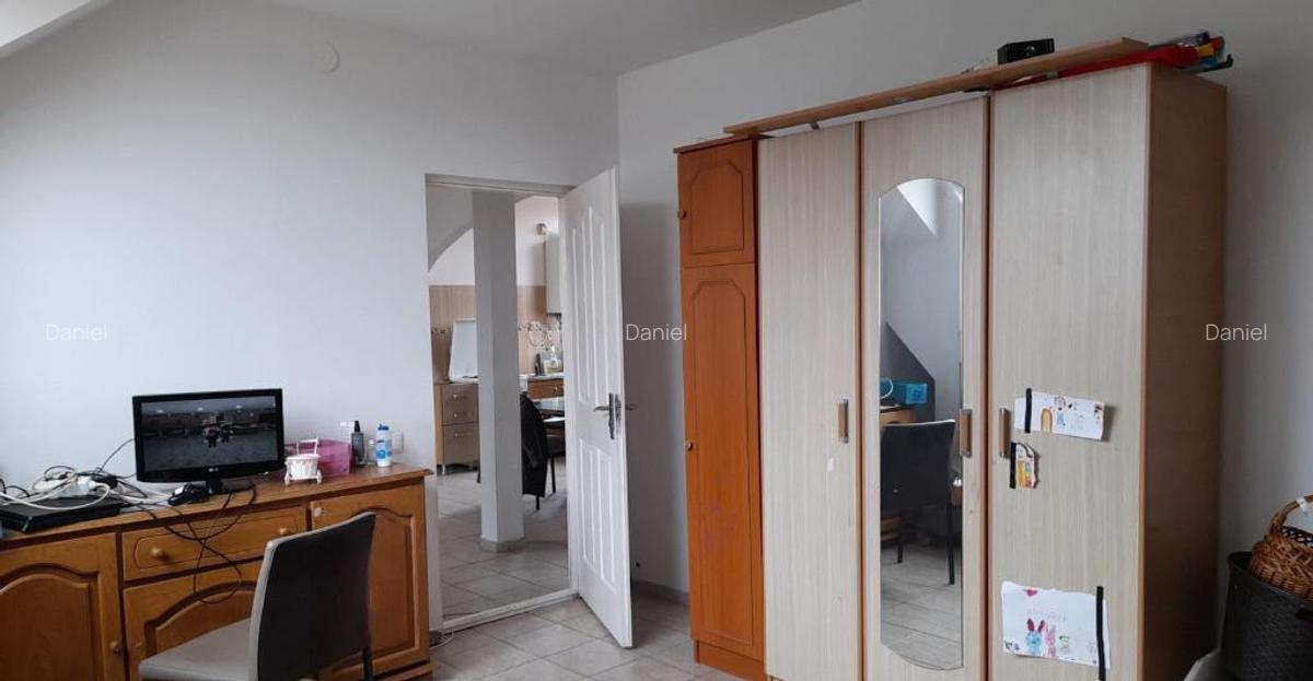 Apartament la vila, 3 camere Cisnadie ultracentral et 2 - 9