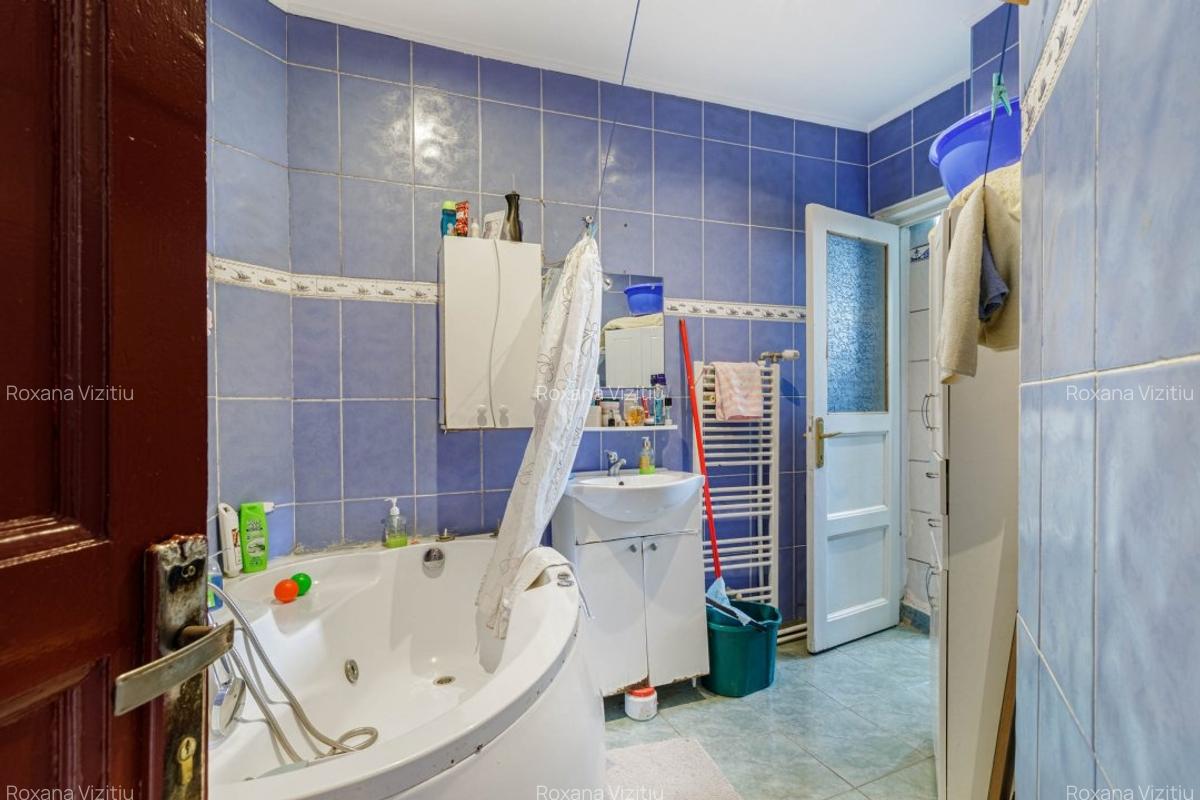 Apartament cu 3 camere decomandat, mobilat în Titulescu - 7
