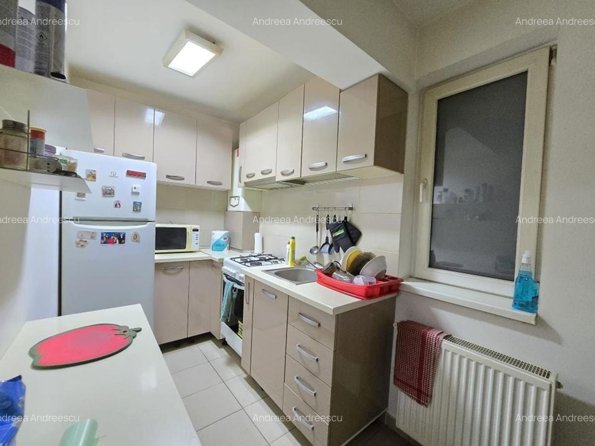 Vila P+1 Berceni - Metalurgiei 3 camere loc parcare - 4