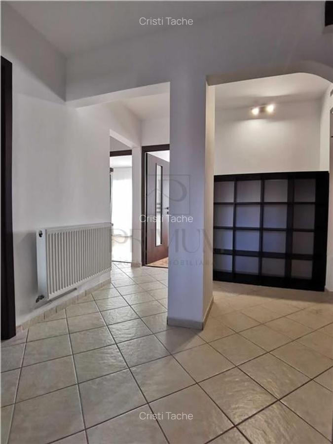 SOARELUI - RENOVAT - 3 camere - 2 balcoane - clima - 3