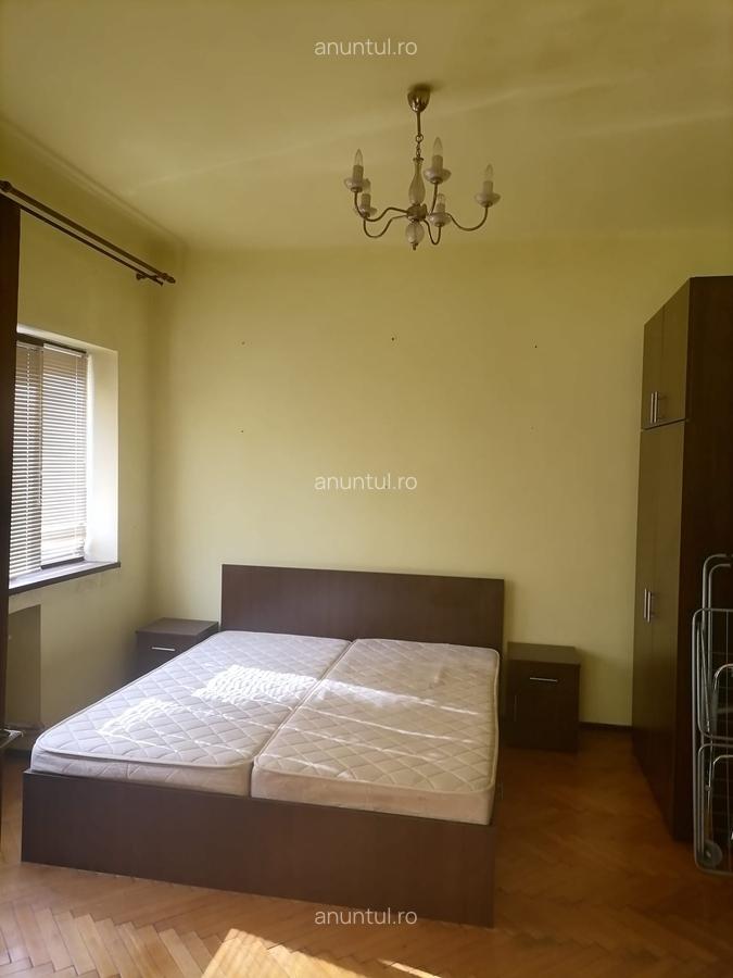 Piata Romana- A.S.E.- Hotel Sheraton - 3
