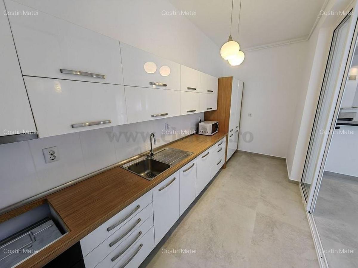 Vilă cu piscina langa British School - 7